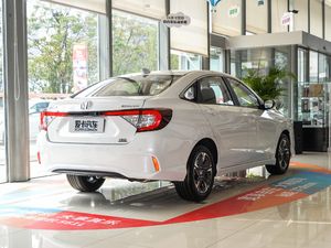 2019180TURBO CVT V 