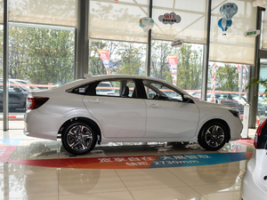 2019180TURBO CVT V 