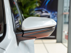 2019180TURBO CVT V Ӿ