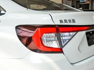 2019180TURBO CVT V ^