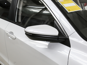 2019180TURBO CVT VI ^