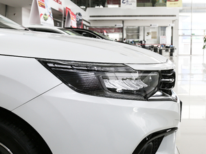 2019180TURBO CVT VI ^