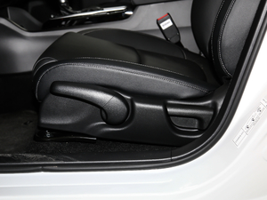 2019180TURBO CVT VI {{