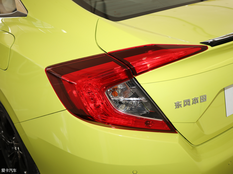 2019˼ 220TURBO CVTȼӰ VI