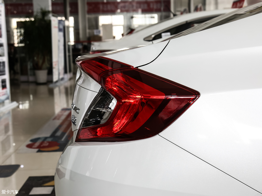 2019˼ 180TURBO CVT VI