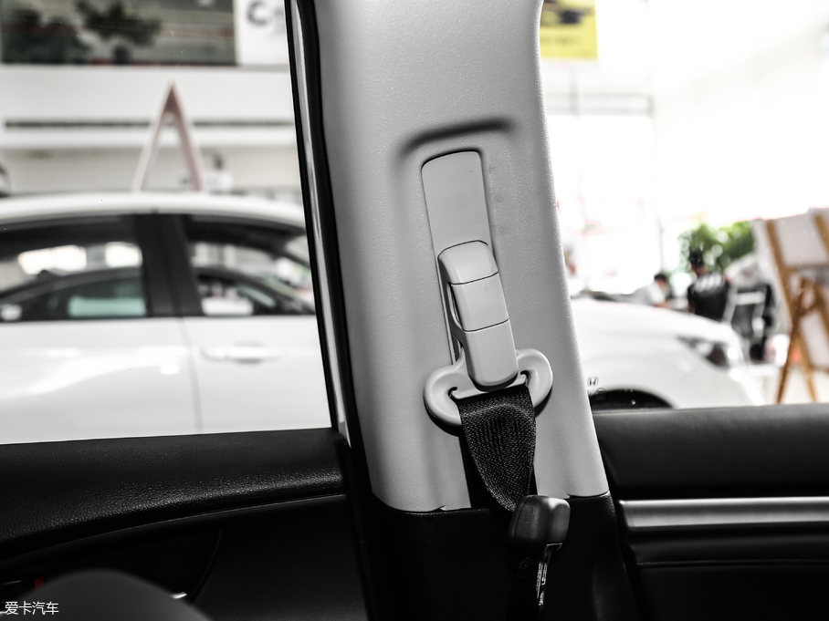 2019˼ 180TURBO CVT (gu)VI