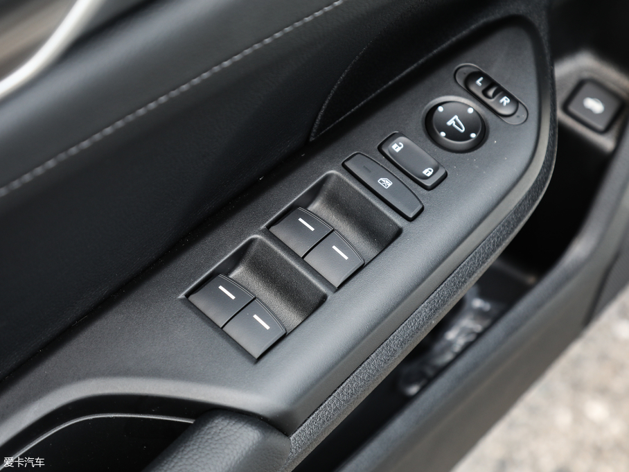 2019˼ 220TURBO CVTȼ VI