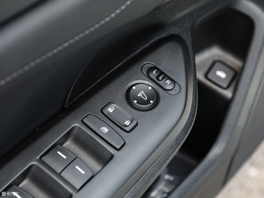 2019˼ 220TURBO CVTȼ VI