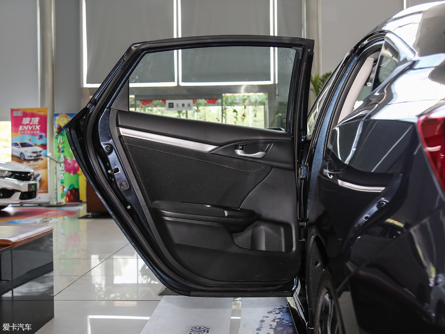 2019˼ 220TURBO CVTȼӰ V