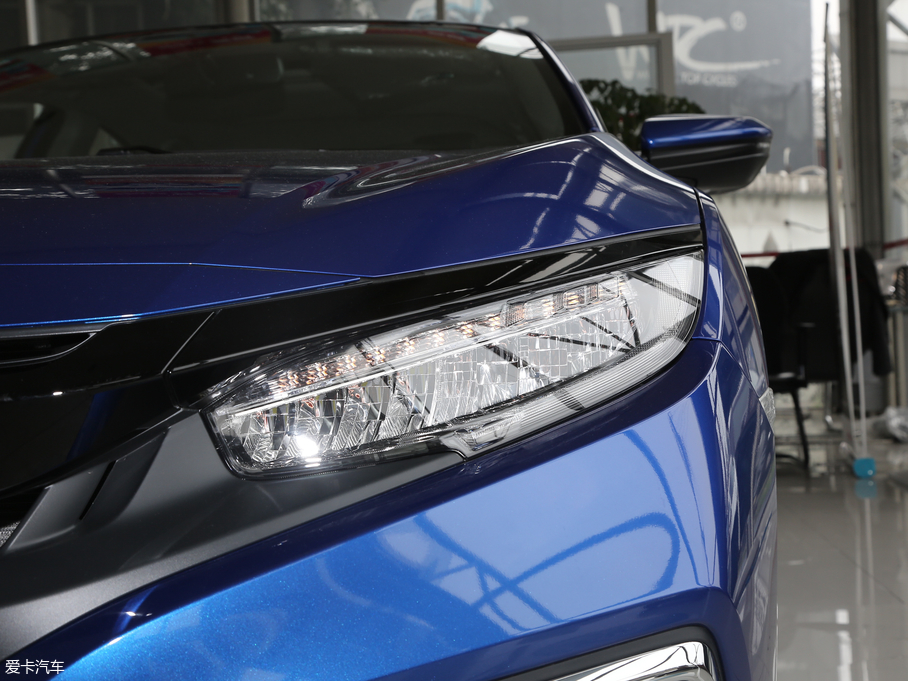 2019˼ 220TURBO CVT VI