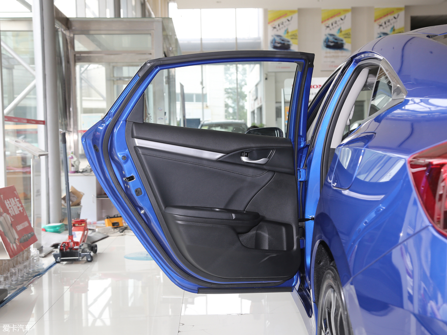 2019˼ 220TURBO CVT VI