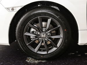 2019180TURBO CVT VI ݆Ȧ