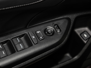 2019180TURBO CVT VI п؅^