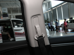 2019220TURBO CVTȼӰ V g