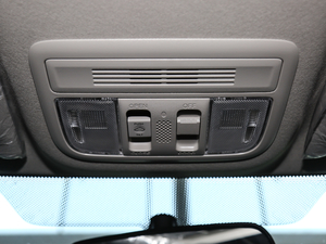 2019220TURBO CVTȼӰ V g