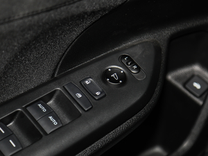 2019220TURBO CVTȼӰ V п؅^