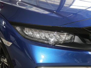 2019220TURBO CVT VI ^