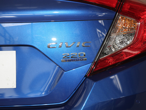 2019220TURBO CVT VI ^