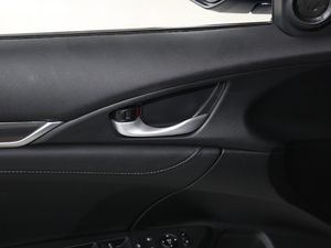 2019220TURBO CVT VI g