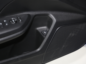 2019220TURBO CVT VI g