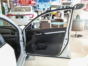 2019款220TURBO CVT劲动版 国VI 空间座椅