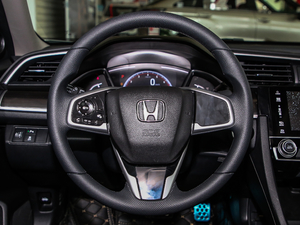 2019款220TURBO CVT燃动版 国VI 中控区