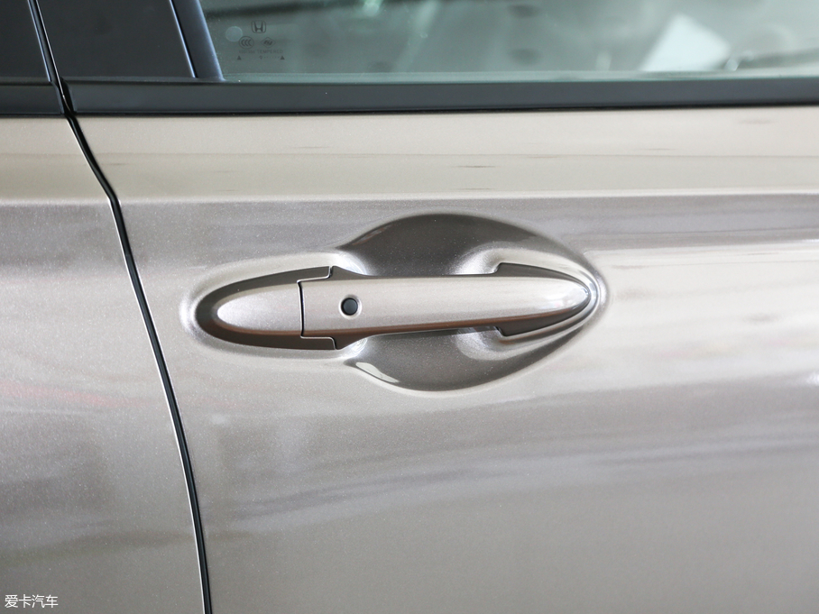 2019XR-V 220 TURBO CVTA VI