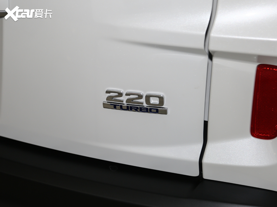 2019XR-V 220 TURBO CVTA V