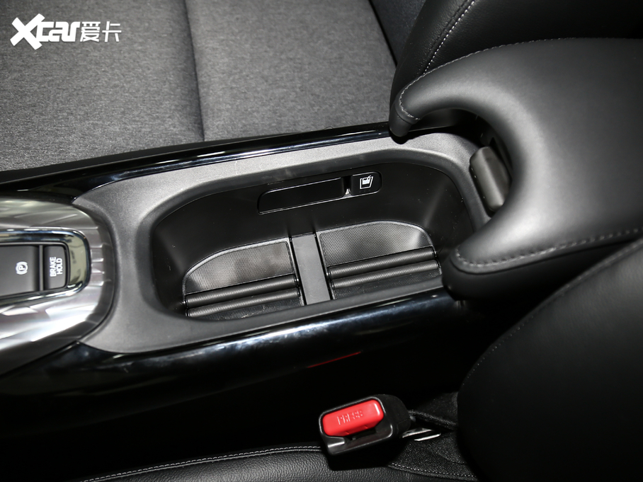 2019XR-V 220 TURBO CVTA V