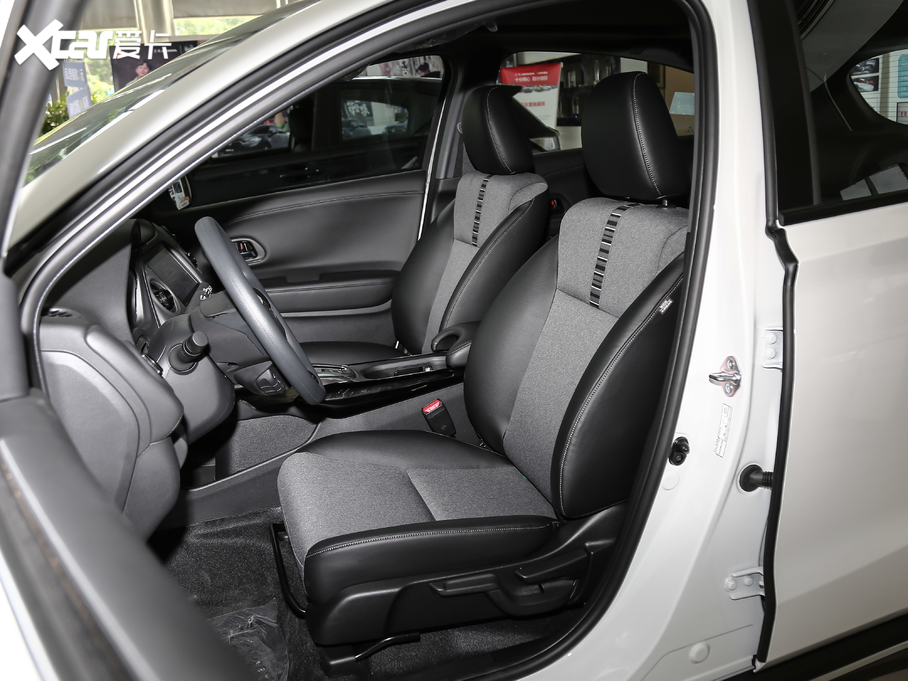 2019XR-V 220 TURBO CVTA V