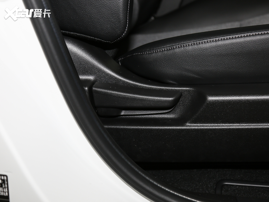 2019XR-V 220 TURBO CVTA V