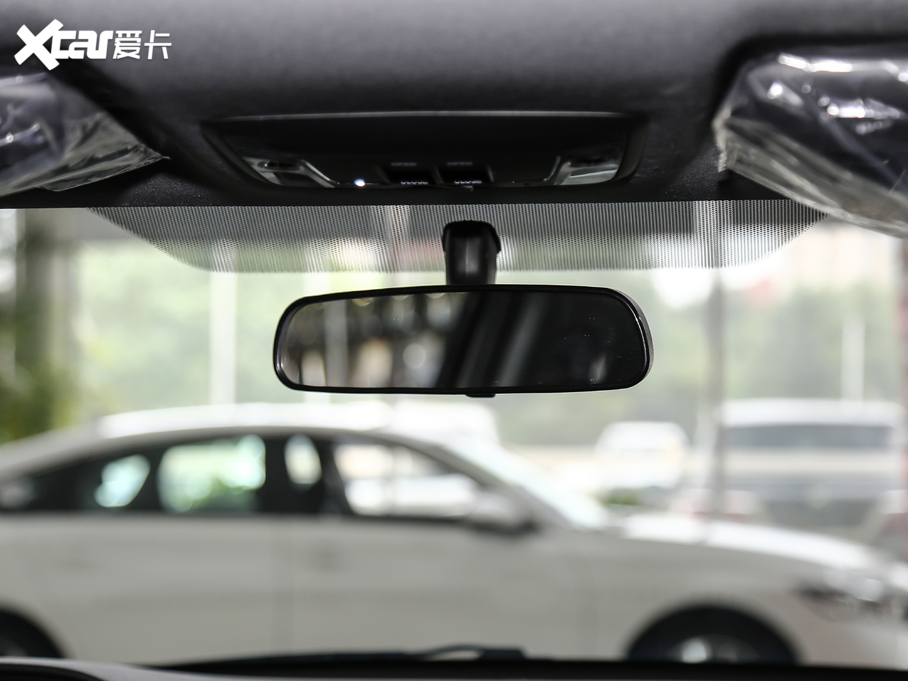 2019XR-V 220 TURBO CVTA V