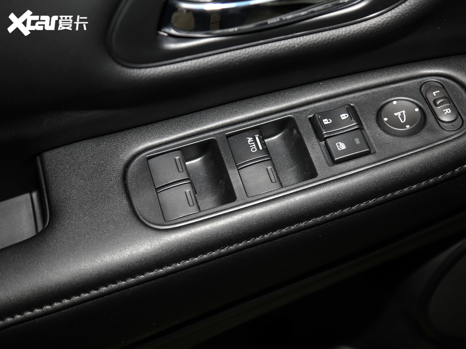 2019XR-V 220 TURBO CVTA V