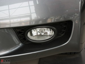 2009款1.8L 自动豪华版 前雾灯