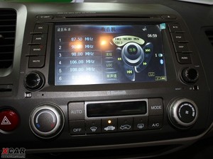 2009款1.8L 自动豪华版 中控台显示屏
