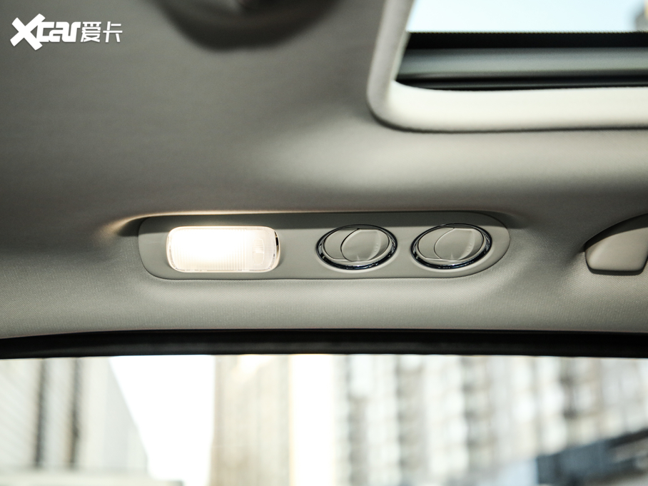 2019����� 2.0L �J�������