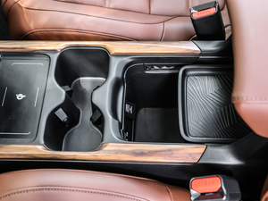 2021240TURBO CVT(q)ҫ g