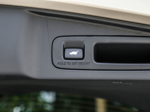 2021240TURBO CVT(q)ҫ g