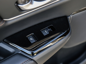 2021240TURBO CVT(q)ҫ g