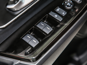 2021240TURBO CVTҫ {܇ƅ^	