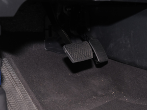 2021240TURBO CVTLа п؅^