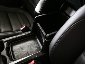 2021240TURBO CVTھʿ g