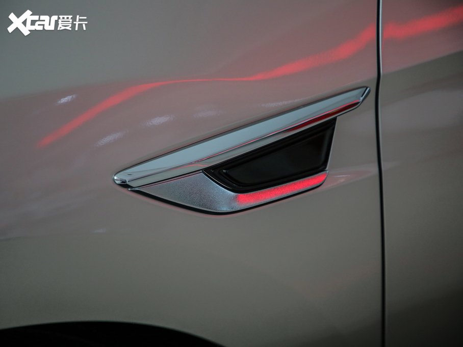 2020UR-V 370TURBO 