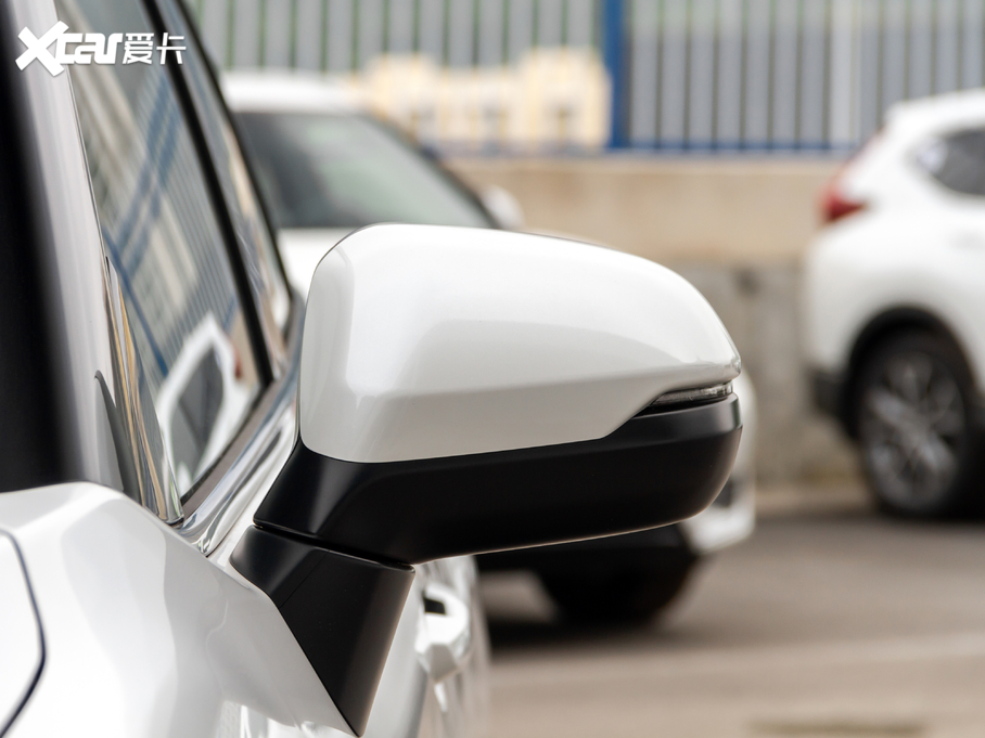 2020UR-V 240TURBO (q)