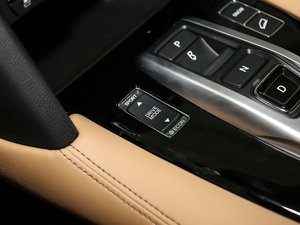 2020370TURBO ҫ п؅^