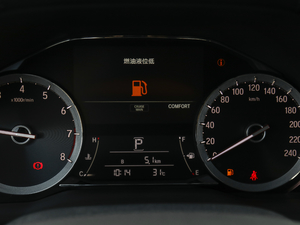 2020款370TURBO 两驱尊雅版 中控区