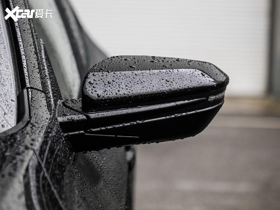 2020˼HATCHBACK 220TURBO CVT