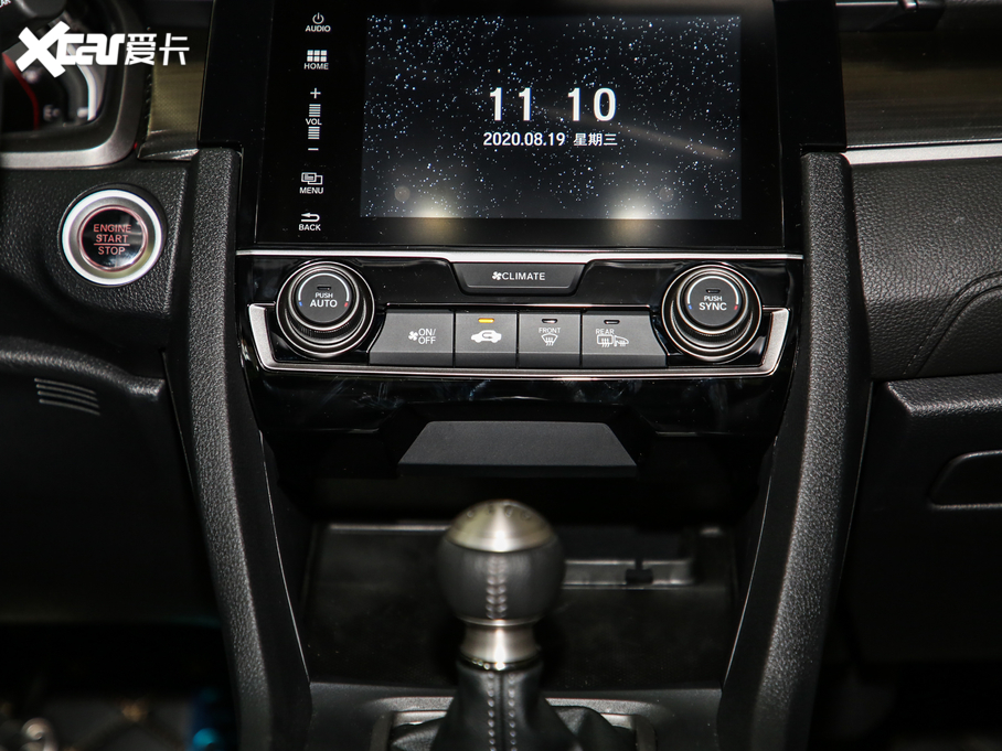 2020˼HATCHBACK 220TURBO ք{Ȥ