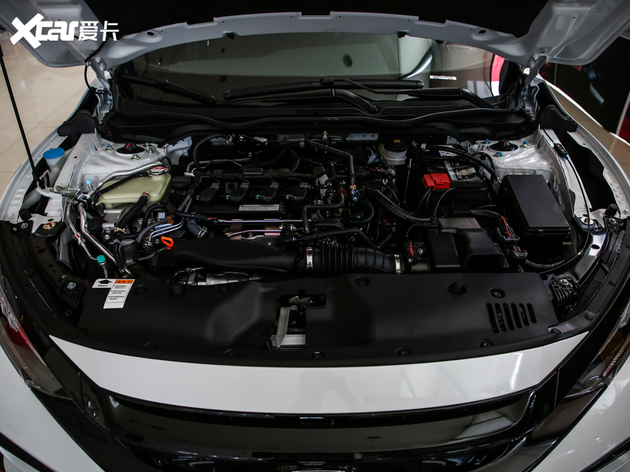 2020˼HATCHBACK 220TURBO ք{Ȥ