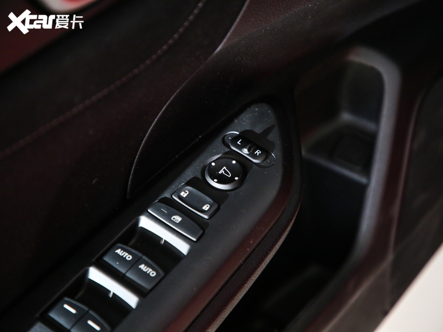 2020˼HATCHBACK 220TURBO CVT